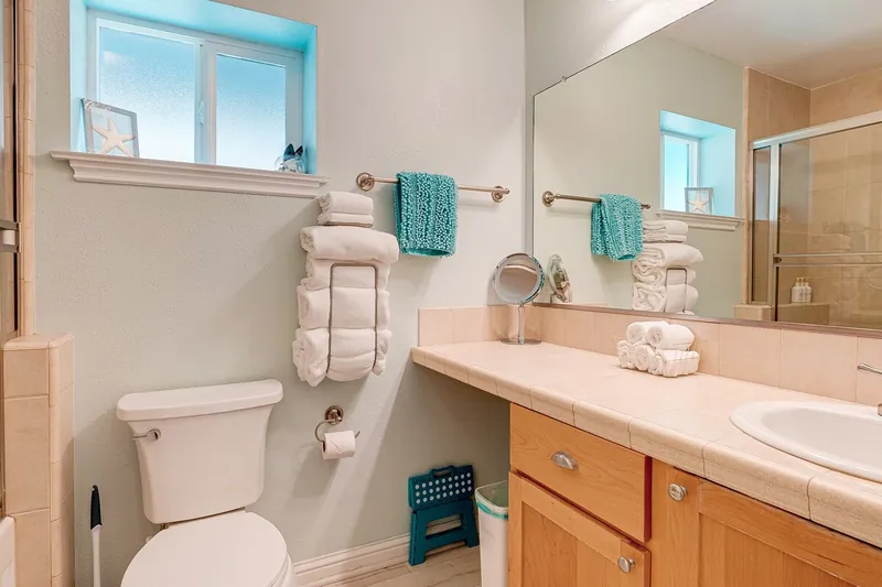 Captains Quarters, property photo 12
