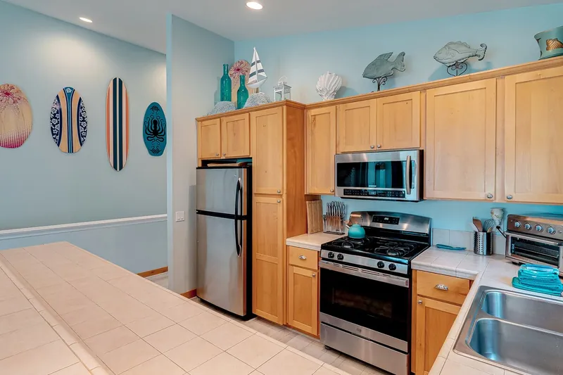 Captains Quarters, property photo 17