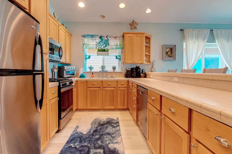 Captains Quarters, property photo 18