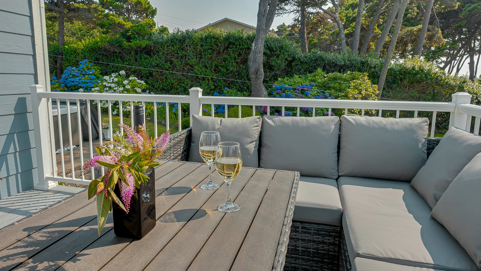 Garden by the Sea, property photo 101