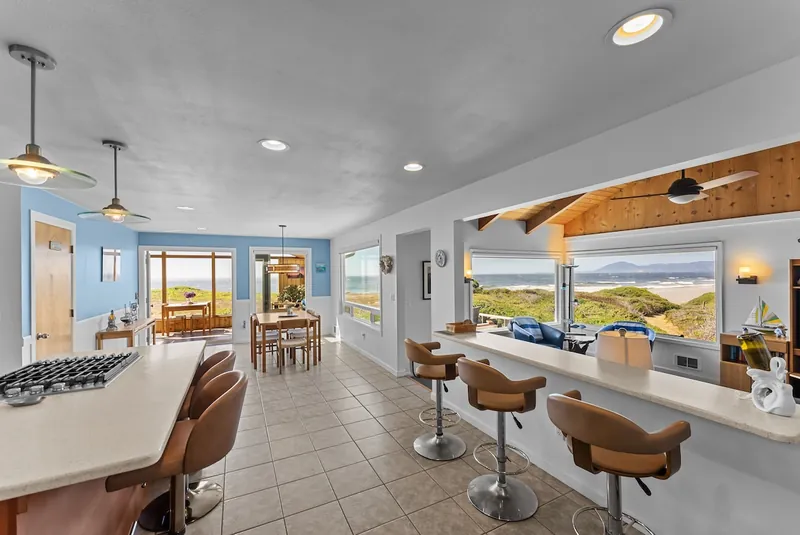 Lands End, property photo 9