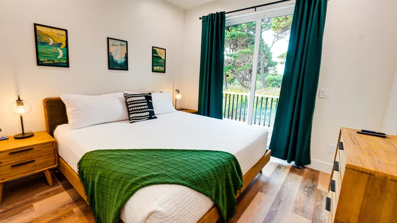 The Lily Pond House, Bedroom 2 image 1