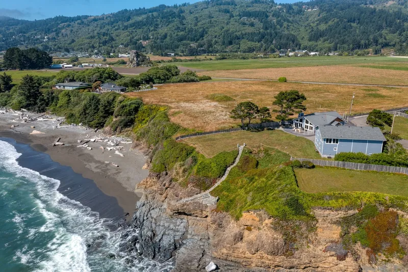 Ocean Mist Beach House, property photo 3