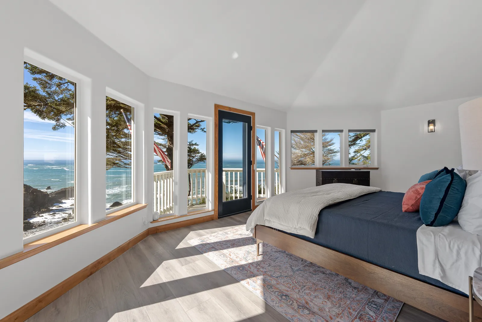 Pirate Cove Retreat, property photo 6