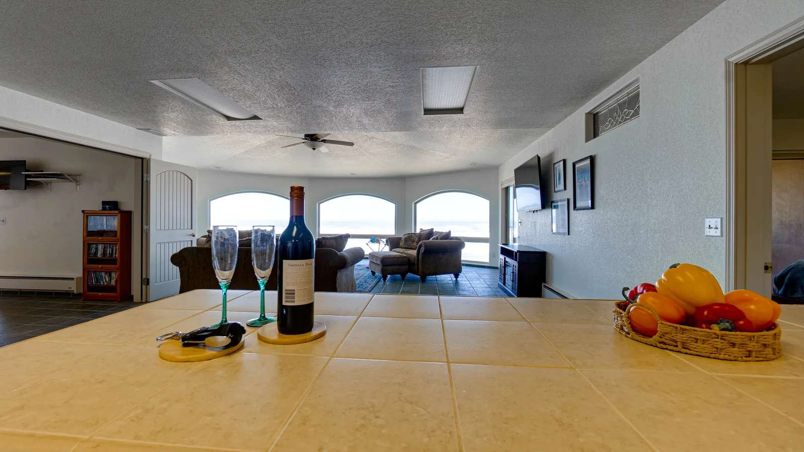 Queen Bee of Gold Beach, property photo 37