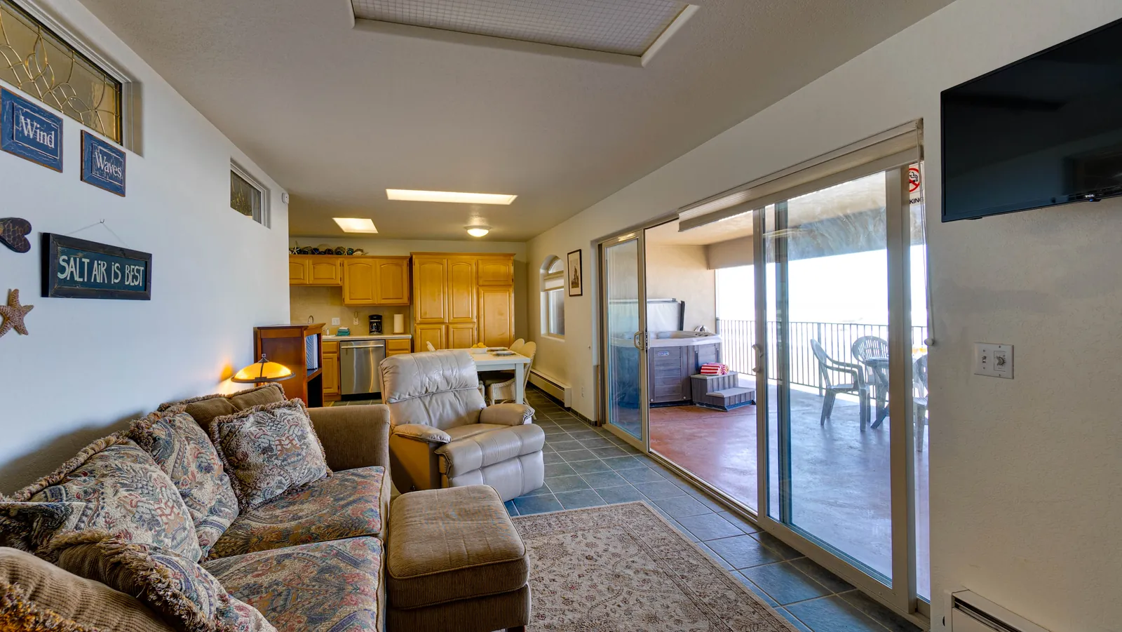 Queen Bee of Gold Beach, property photo 99