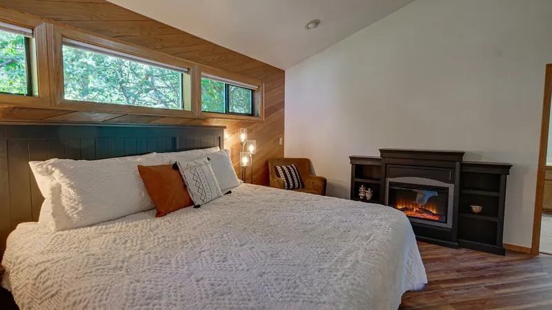 Rogue Keystone Lodge, Bedroom 2 image 2