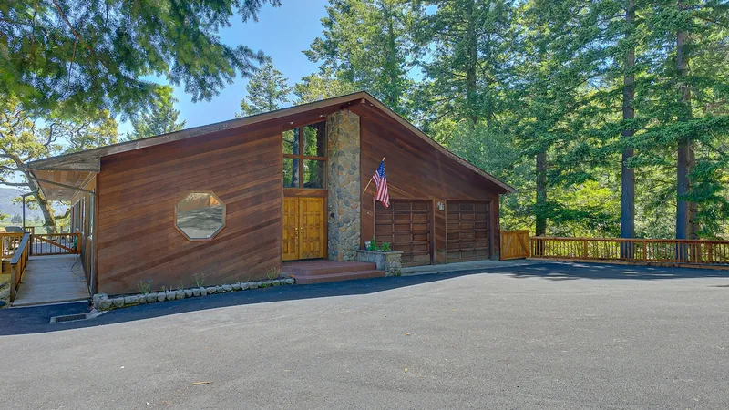 Rogue Keystone Lodge, Exterior image 2