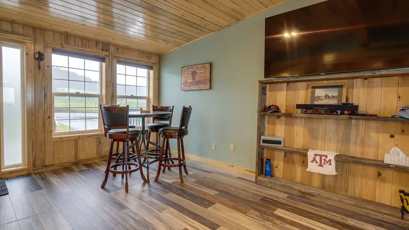 Sand Ranch, property photo 9